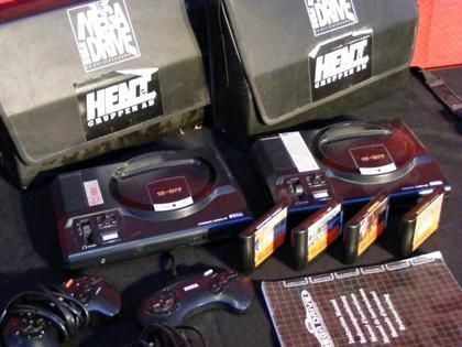 2st Sega Mega Drive spelkonsoller.