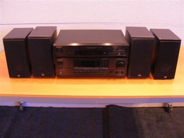Netauktion Till Salu Via Auktion Stereo 