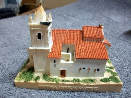 47 prydnadsfigurer: Medelhavsbyggnader