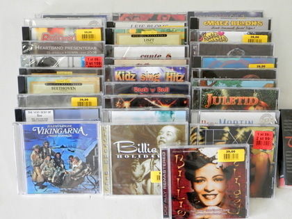 CD-skivor med bl.a dansband