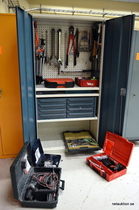 Plåtskåp, handverktyg, elmaskiner, mm