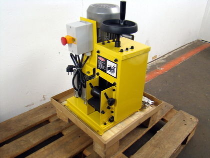 Kabelskalningsmaskin & hydraulisk kabelsax