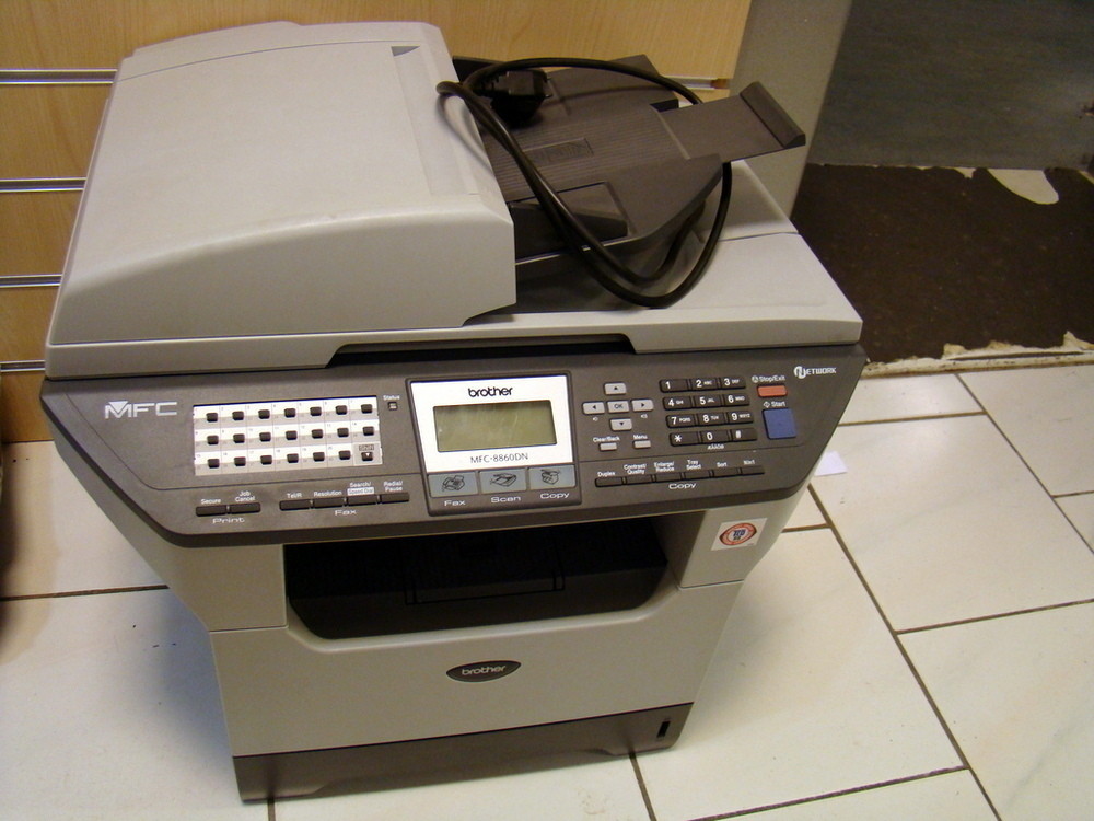 Netauktion Multifunktionsskrivare, Brother MFC8860DN