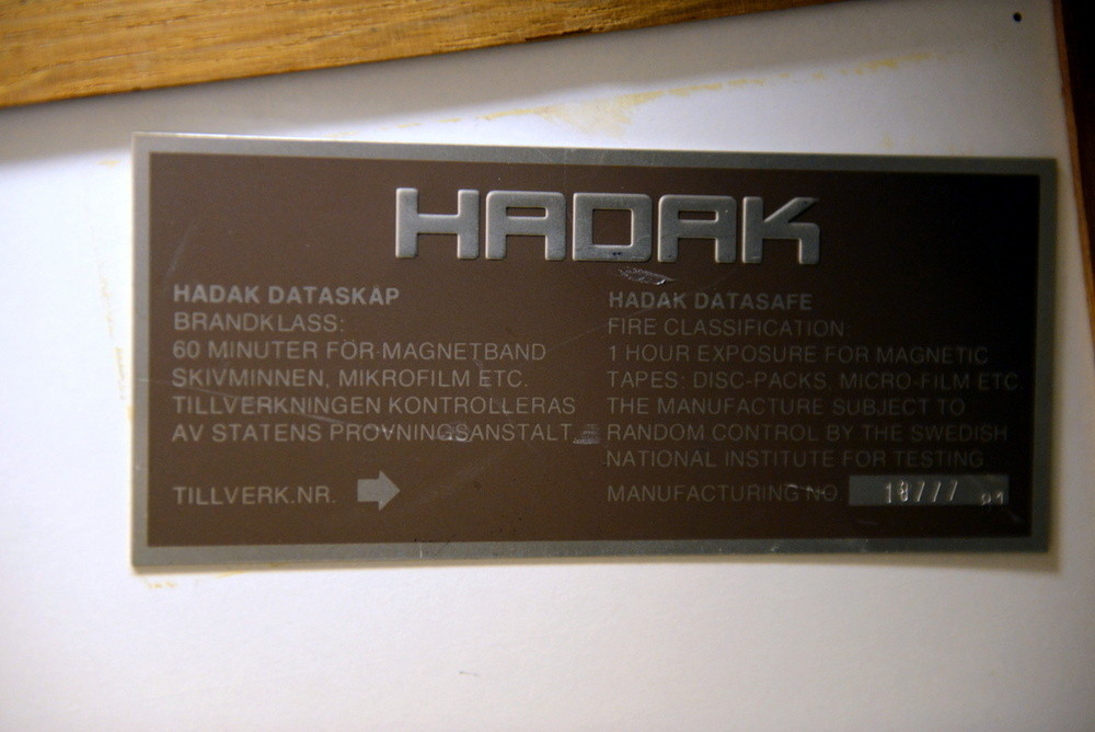 Netauktion - Kassaskåp, Hadak