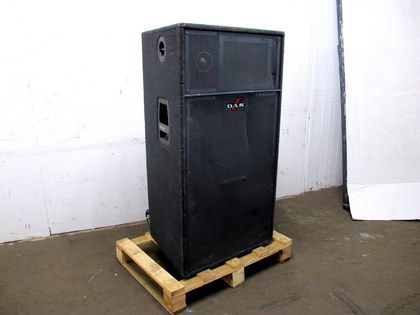 1st högtalare, DAS RF 215 (4)
