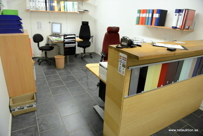 Receptiondisk med skrivbord