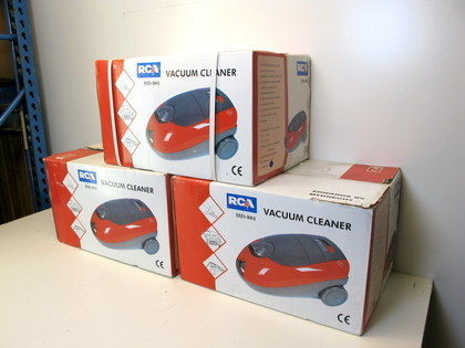 3st nya dammsugare, 1600W, RCA