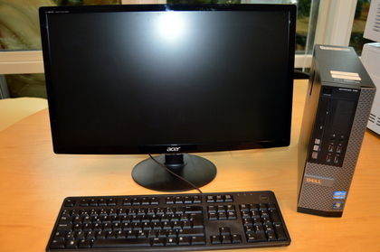Dell stationär dator med skärm