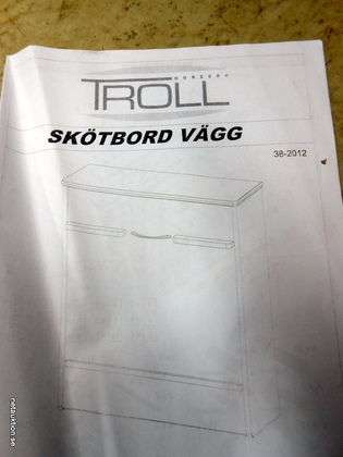 Väggskötbord