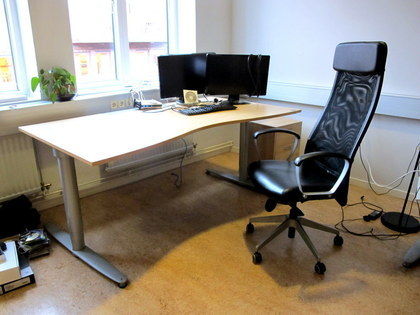 Kontorsmöbler: skrivbord, Kinnarp & skåp IKEA