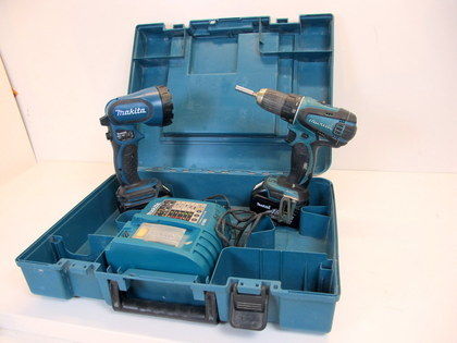 Skruvdragare, Makita BDF456 RFE (2x3,0Ah)