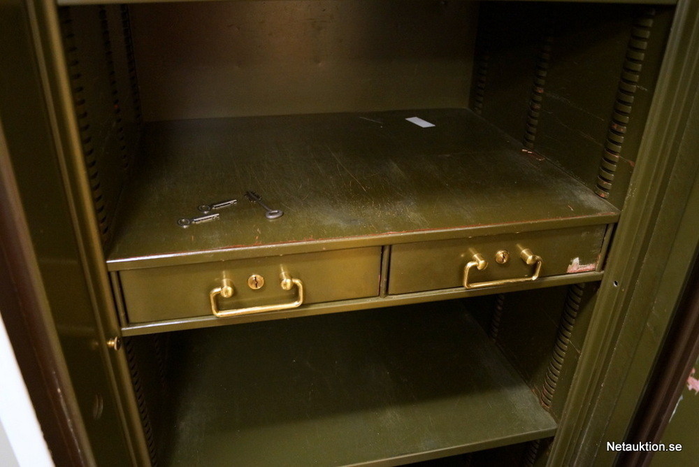 Netauktion - Kassaskåp, Hadak