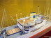 Stort modellfartyg i glasmonter, M/S Sudan