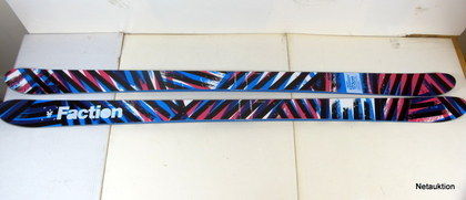 Twin tip skidor