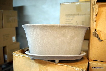 Oval stenkruka, Rollo
