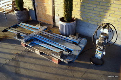 Saxlyft för bilar, max 2000kg