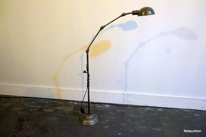 Golvlampa från Nordal