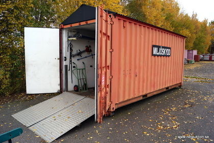 Lastväxlarflak med isolerad 20-fots container