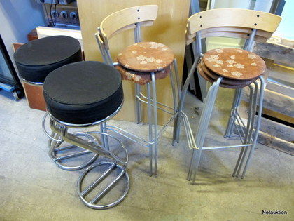 Höga stolar