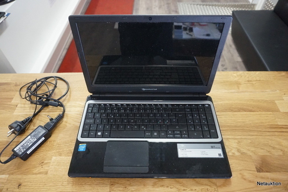 Netauktion - Bärbar dator Packard Bell