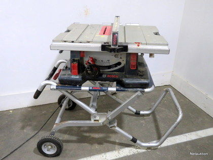 Bosch bordssåg med stativ