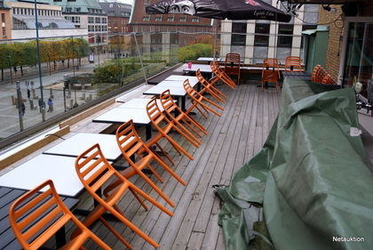 Möblemang för uteservering, 13st bord & 24st stolar
