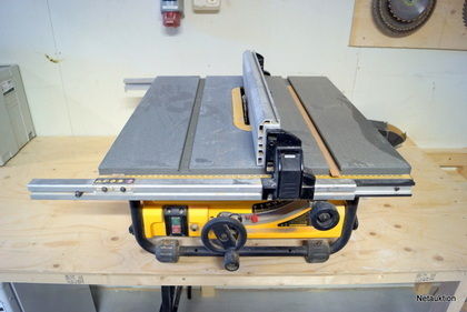 Bordssåg, Dewalt DW745-QS