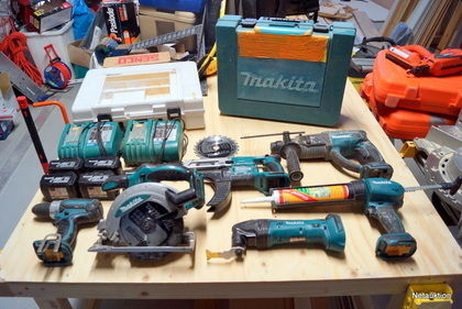 Batterimaskiner Makita - stort paket med flera tillbehör