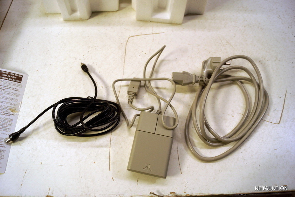 Netauktion Atari Falcon 030