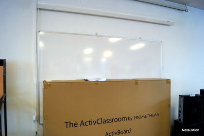 Whiteboard & elektrisk projektorduk
