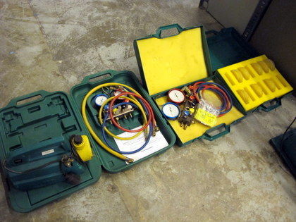 Vakuumpump och manometerställ