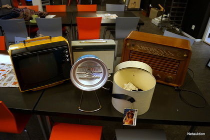 Äldre TV, Radio & sollampa
