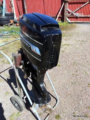 Utombordare Mercury 65hk, kort rigg