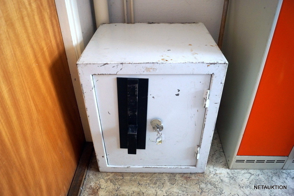 Netauktion - Kassaskåp Hadak