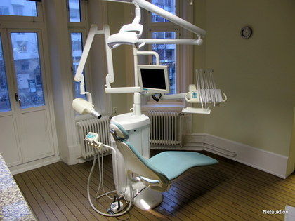 Tandläkarstol med röntgen, Planmeca
