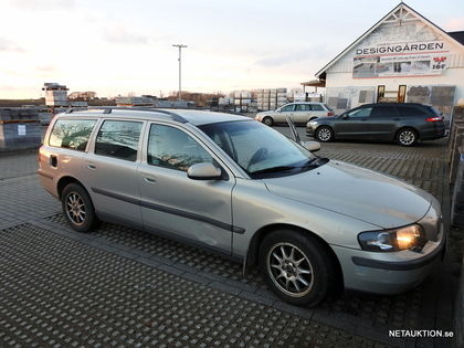 Volvo V70, -00 (RWG681)