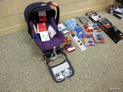 Bilbarnstol med tillbehör (nr 3)