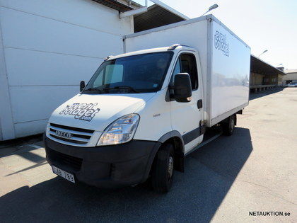 Skåpbil med lift, Iveco Daily (CAB789) -07