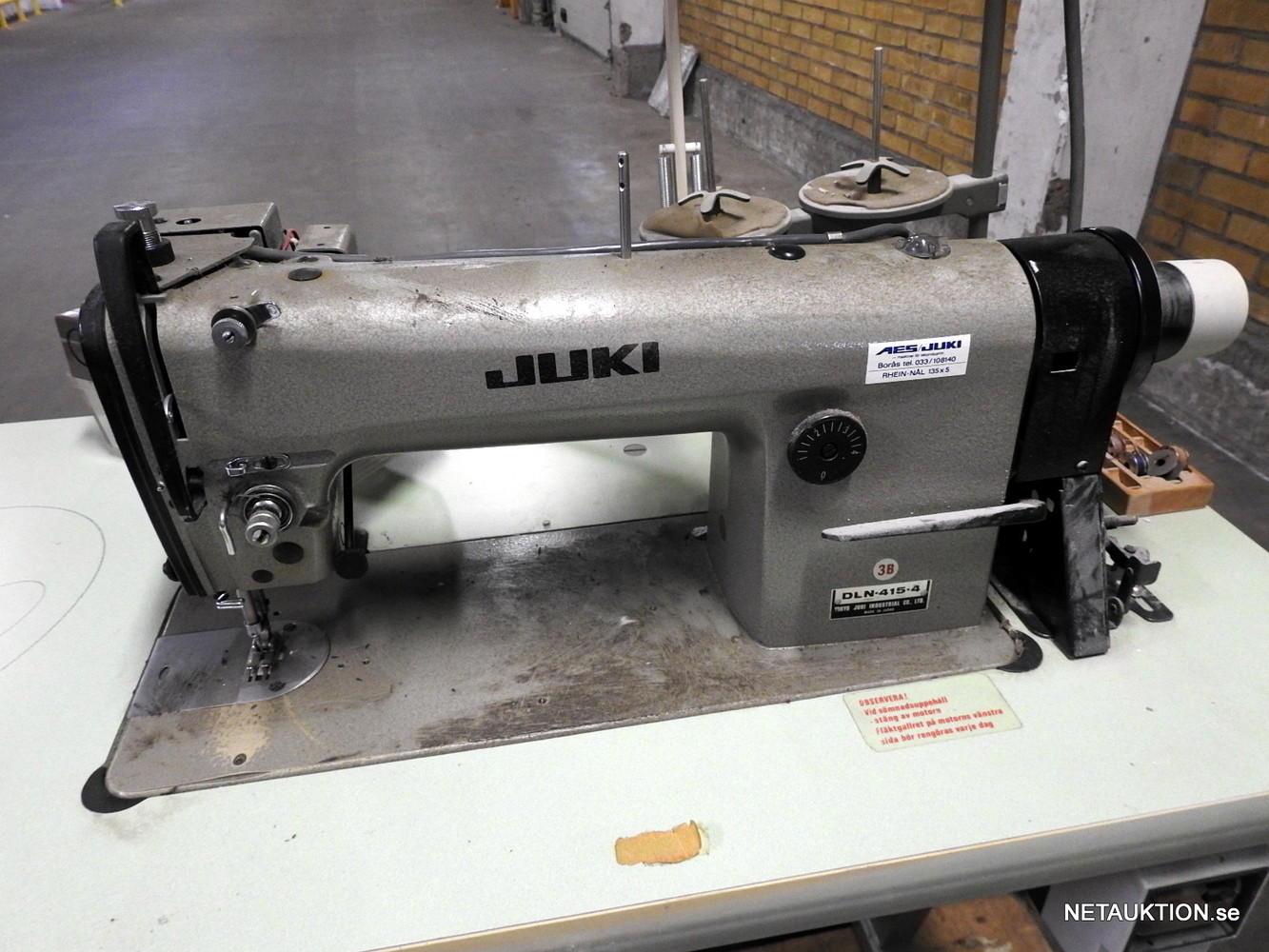 Netauktion Industrisymaskin Juki DLN4154