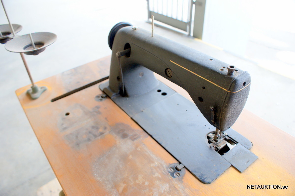 Netauktion Industrisymaskin Husqvarna Blindstitch Netauktion Industrisymaskin Husqvarna Blindstitch
