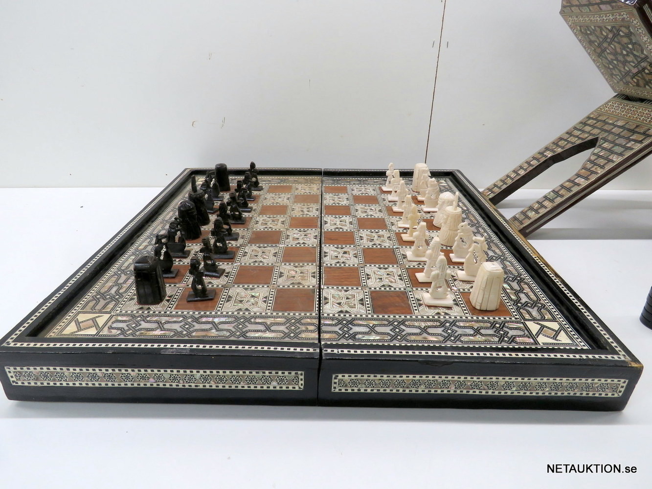 Pièces De Backgammon Et échecs Andux - 30 Pions + 5 Dés - Noir Et Blanc - Plastique