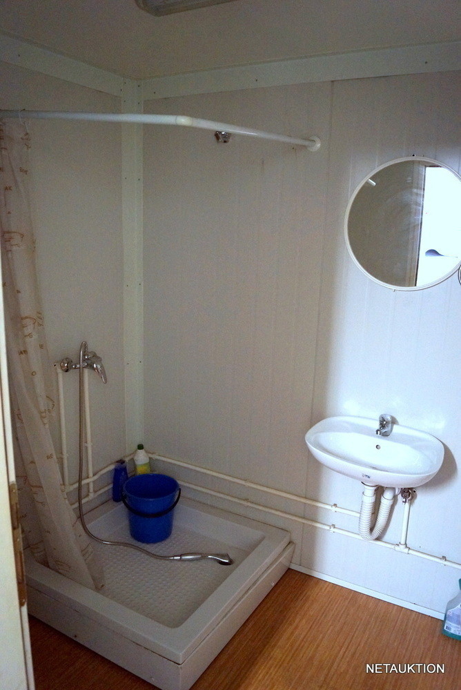 Netauktion Isolerad container med toalett