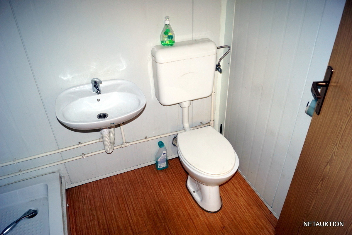Netauktion Isolerad container med toalett