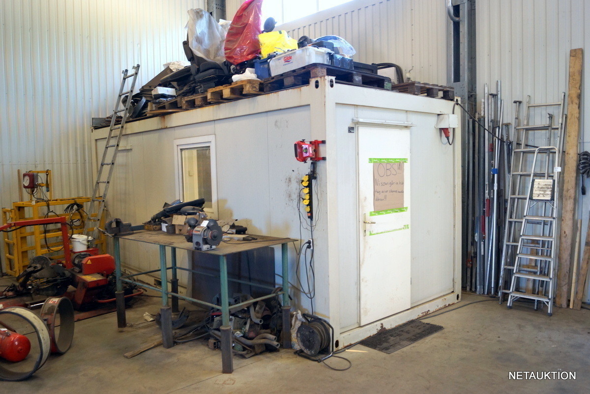 Netauktion Isolerad container med toalett