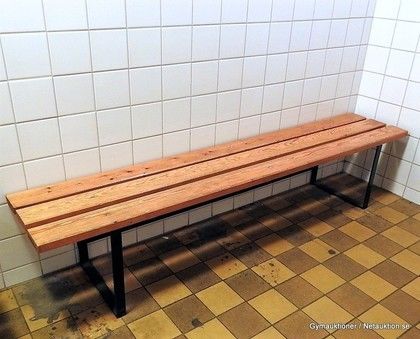 Omklädningsbänk