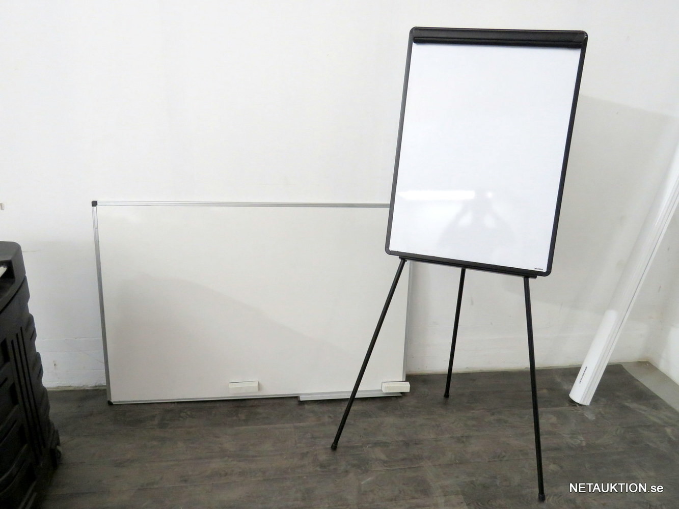 Netauktion - Whiteboards bl.a på stativ