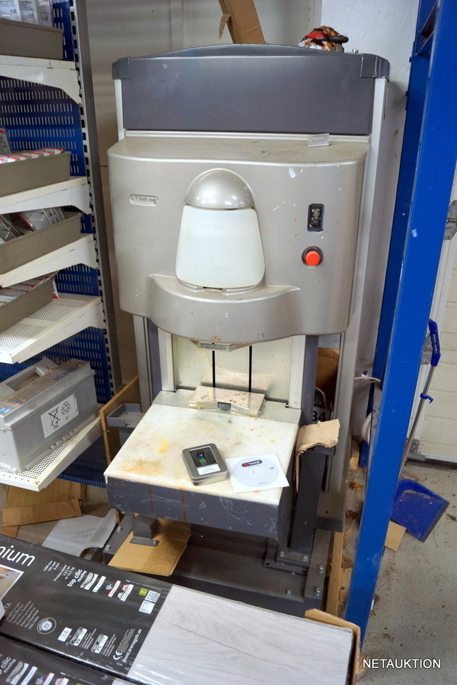 Netauktion Färgbrytmaskin, Corob D300