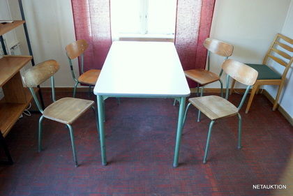 Bord och stolar, Grythyttan stålmöbler 