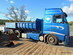 Lastväxlare med grusflak, Volvo FH12 (WBC235)