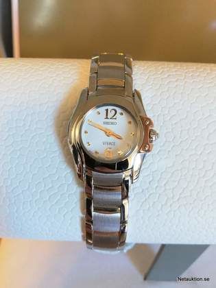 Damklocka Seiko Vivace